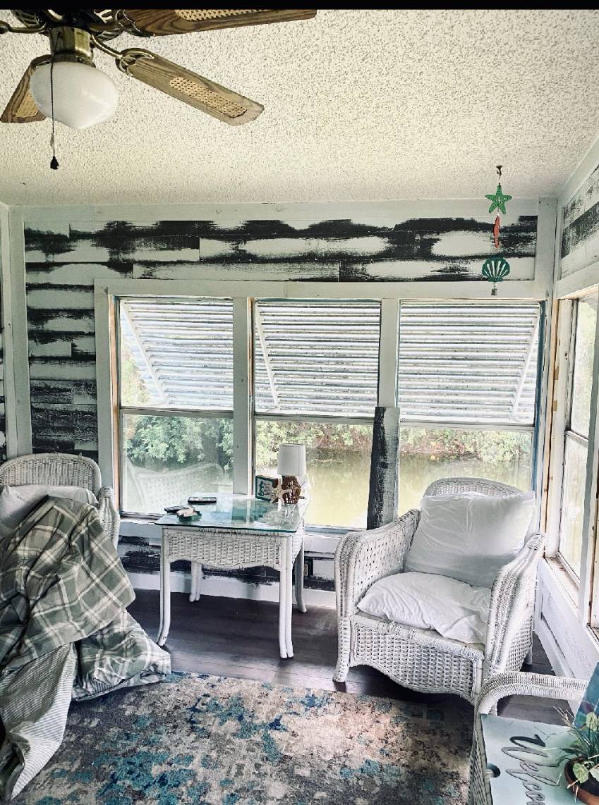 16 Henry Drive a Winter Haven, FL Mobile or Manufactured Home for Sale